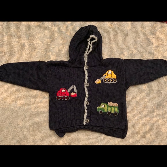 Gorgeous knit sweater - Picture 1 of 3